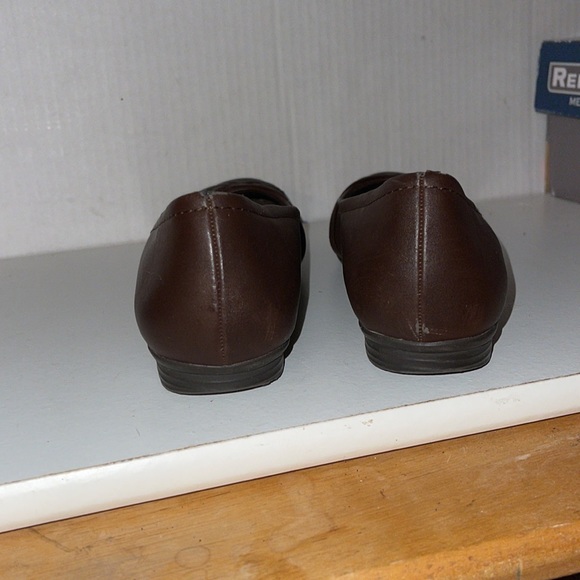 YUU - Picture 2 of 3